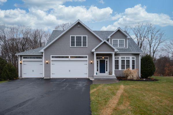 Driveway Sealing And Crack Repair - Driveway Sealing And Crack Repair Huntersville, North Carolina