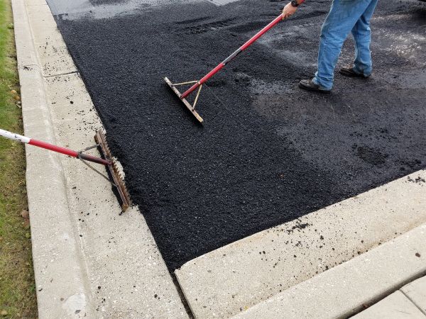 Asphalt Driveway Service - Asphalt Driveway Service Seaford, Delaware
